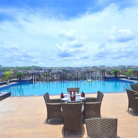 Pipul Padmaja Premium Hotel Bhuvanéšvar Exteriér fotografie