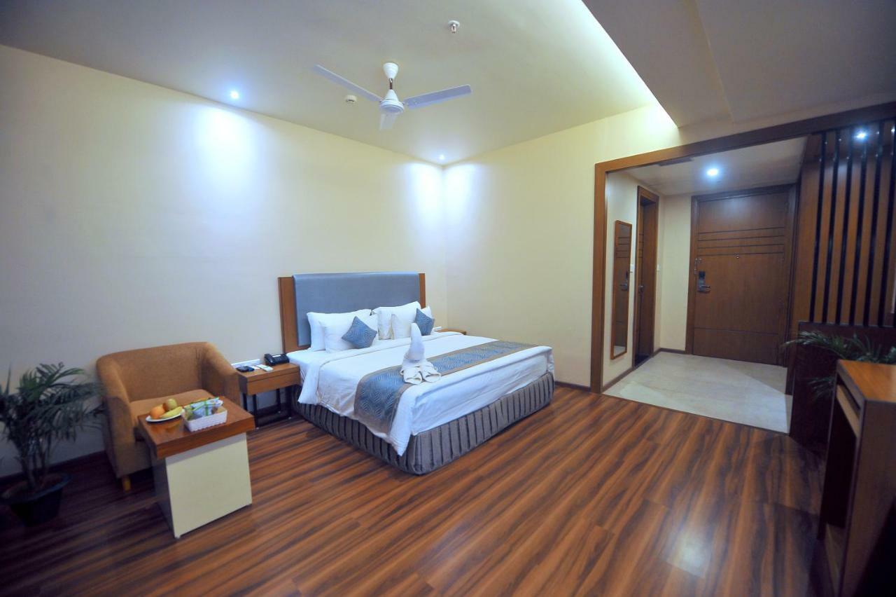 Pipul Padmaja Premium Hotel Bhuvanéšvar Exteriér fotografie